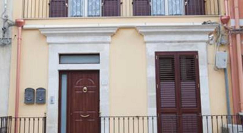 Casa Vacanza Nina Pozzallo Extérieur photo